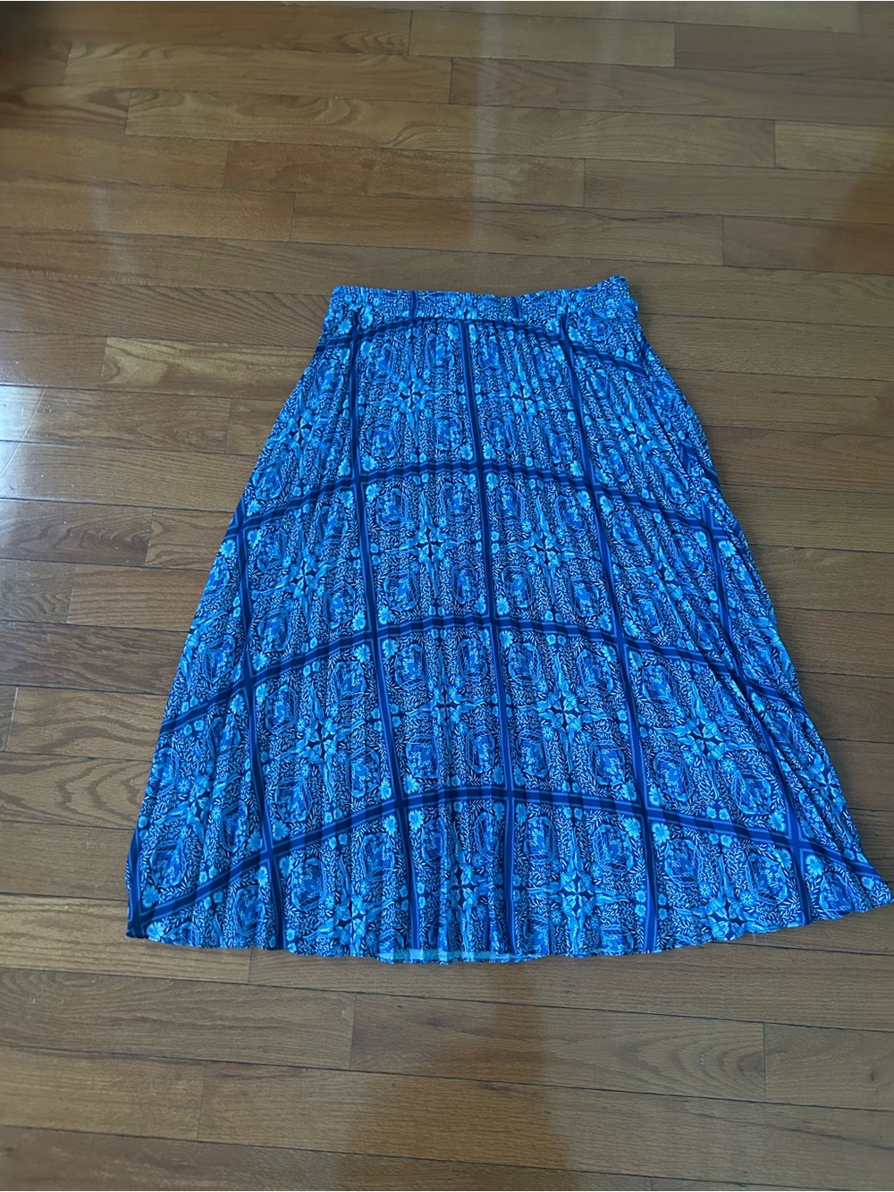 Saks Fifth Avenue Blue Patterned A-Line Women’s Skirt